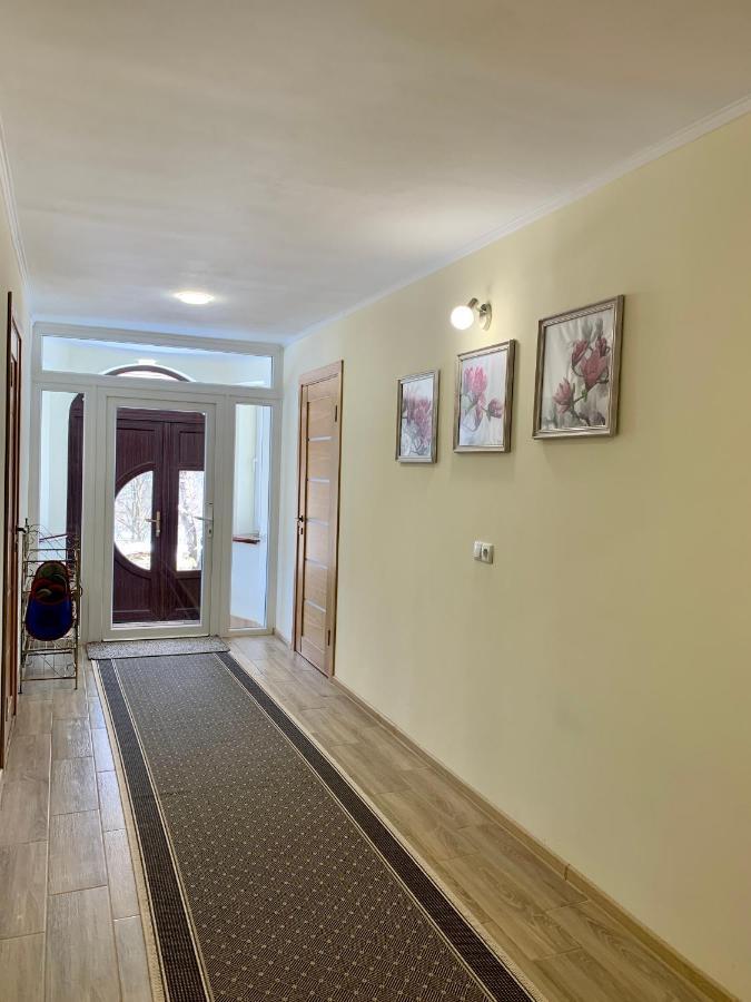 Underhills House Appartement Jaremtsje Buitenkant foto